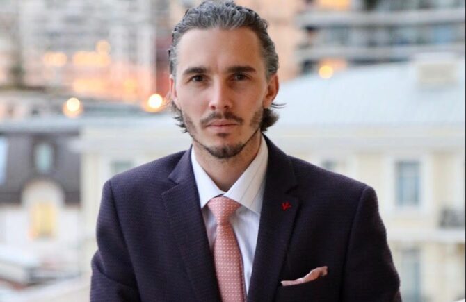 Talking Planes, Plants and Politics with Hunter Gaylor